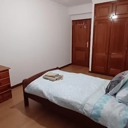 Pansiyon Com Varanda Solteiros *