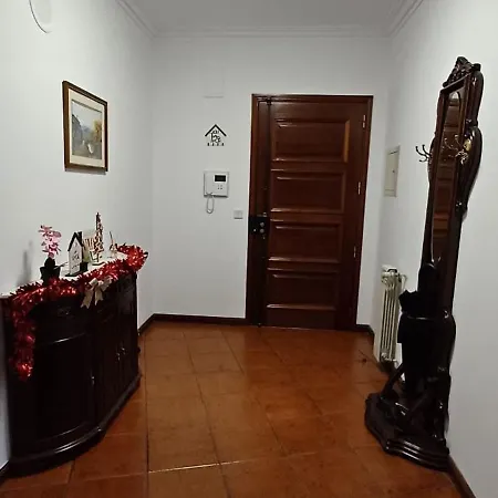 Com Varanda Solteiros * Viseu